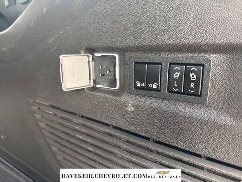 Used 2022 Chevrolet Suburban RST w/ Luxury Package AWD/4WD image 44