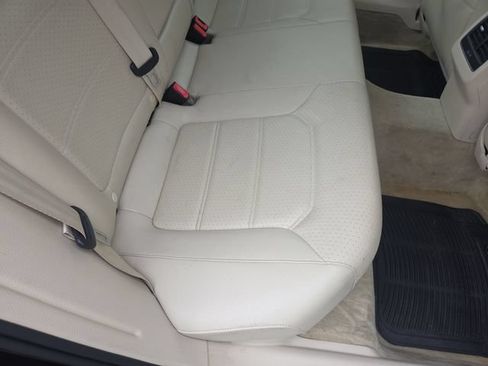 Used 2014 Volkswagen Passat TDI SE FWD image 30