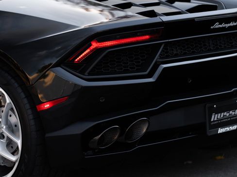 Used 2017 Lamborghini Huracan LP 580-2 image 33