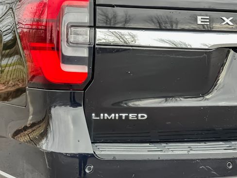 Used 2023 Ford Expedition Max Limited image 28