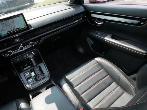 Used 2024 Honda CR-V Sport Touring image 11