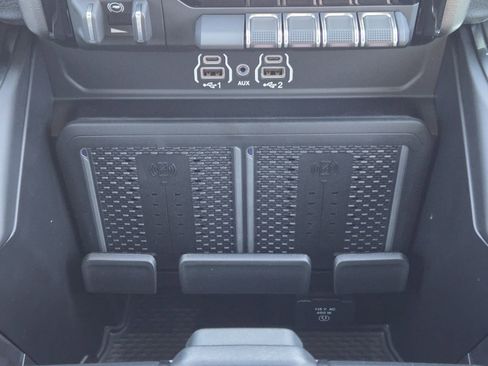 New 2026 RAM 2500 Laramie w/ Sport Appearance Package image 19