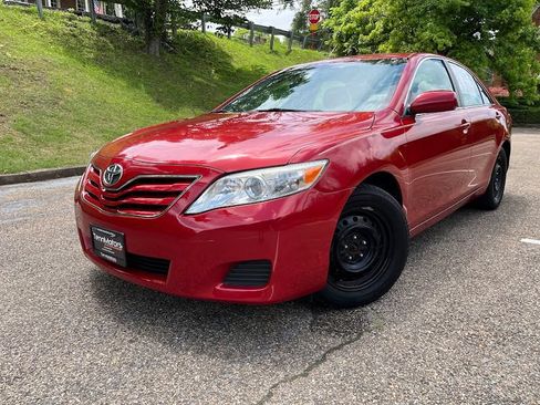 Used 2011 Toyota Camry LE FWD image 45