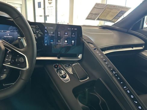 Used 2024 Chevrolet Corvette Z06 image 25