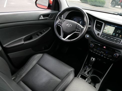 Used 2017 Hyundai Tucson Limited w/ Limited Ultimate Package 03 AWD/4WD image 9