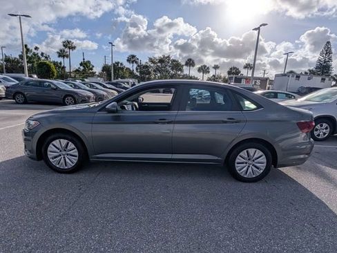 Used 2019 Volkswagen Jetta S image 4