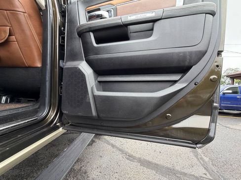 Used 2014 RAM 3500 Laramie Longhorn AWD/4WD image 23