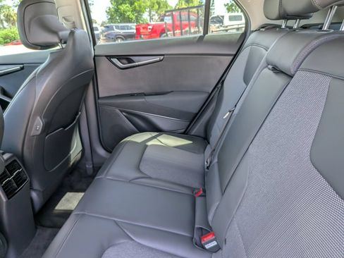 Certified 2023 Kia Niro EX FWD image 19