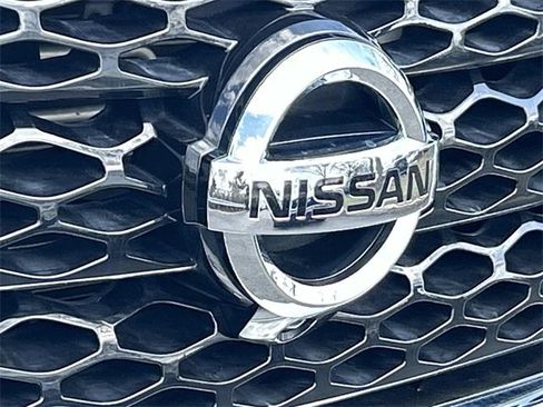 Used 2019 Nissan Armada Platinum w/ Captain's Chairs Package image 11