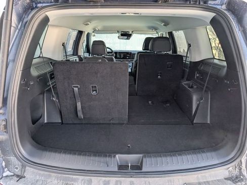 Used 2025 Hyundai Santa Fe SEL image 18