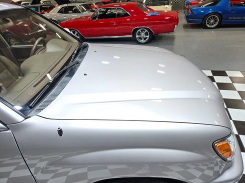 Used 2002 Toyota Land Cruiser image 46