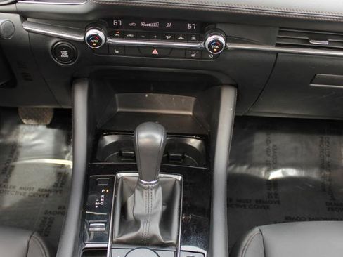 Used 2025 MAZDA MAZDA3 s FWD image 12