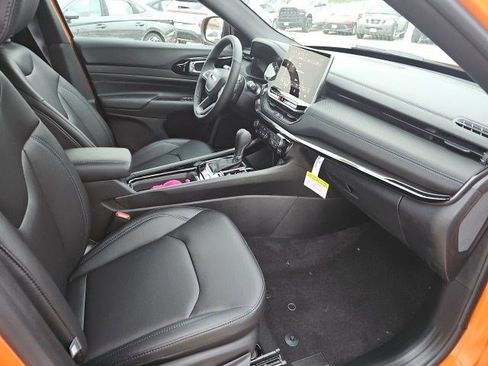 New 2026 Jeep Compass Limited AWD/4WD image 11