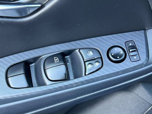 Used 2022 Nissan Sentra SV image 13