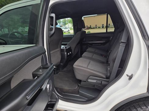 Used 2021 Ford Expedition XL AWD/4WD image 18