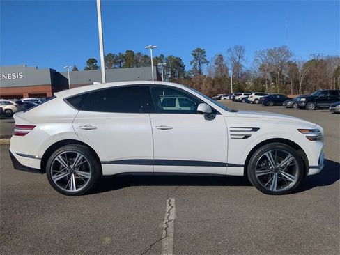 New 2025 Genesis GV80 3.5T e-SC image 3