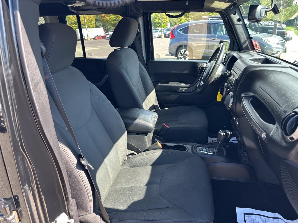 Used 2016 Jeep Wrangler Unlimited Sport w/ Quick Order Package 24S AWD/4WD image 28