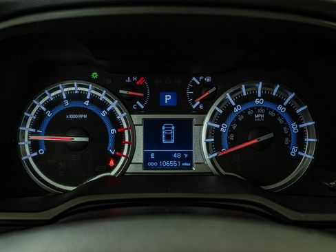 Used 2019 Toyota 4Runner Limited AWD/4WD image 23