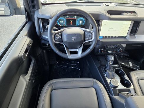 New 2026 Ford Bronco Outer Banks AWD/4WD image 7