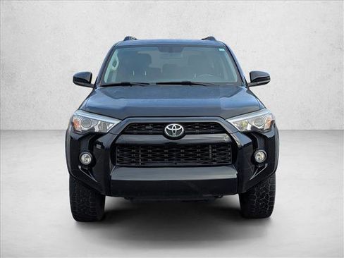 Used 2019 Toyota 4Runner SR5 image 2