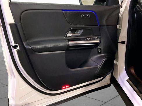 Used 2022 Mercedes-Benz GLA 250 image 21