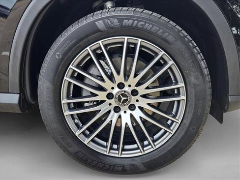 Certified 2026 Mercedes-Benz GLC 300 image 24