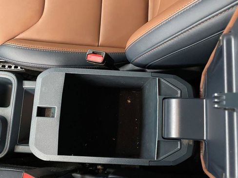 Used 2023 Ford Maverick Lariat w/ Lariat Luxury Package image 18