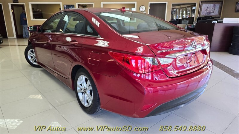 Used 2014 Hyundai Sonata GLS w/ Popular Equipment Group 2 FWD image 3