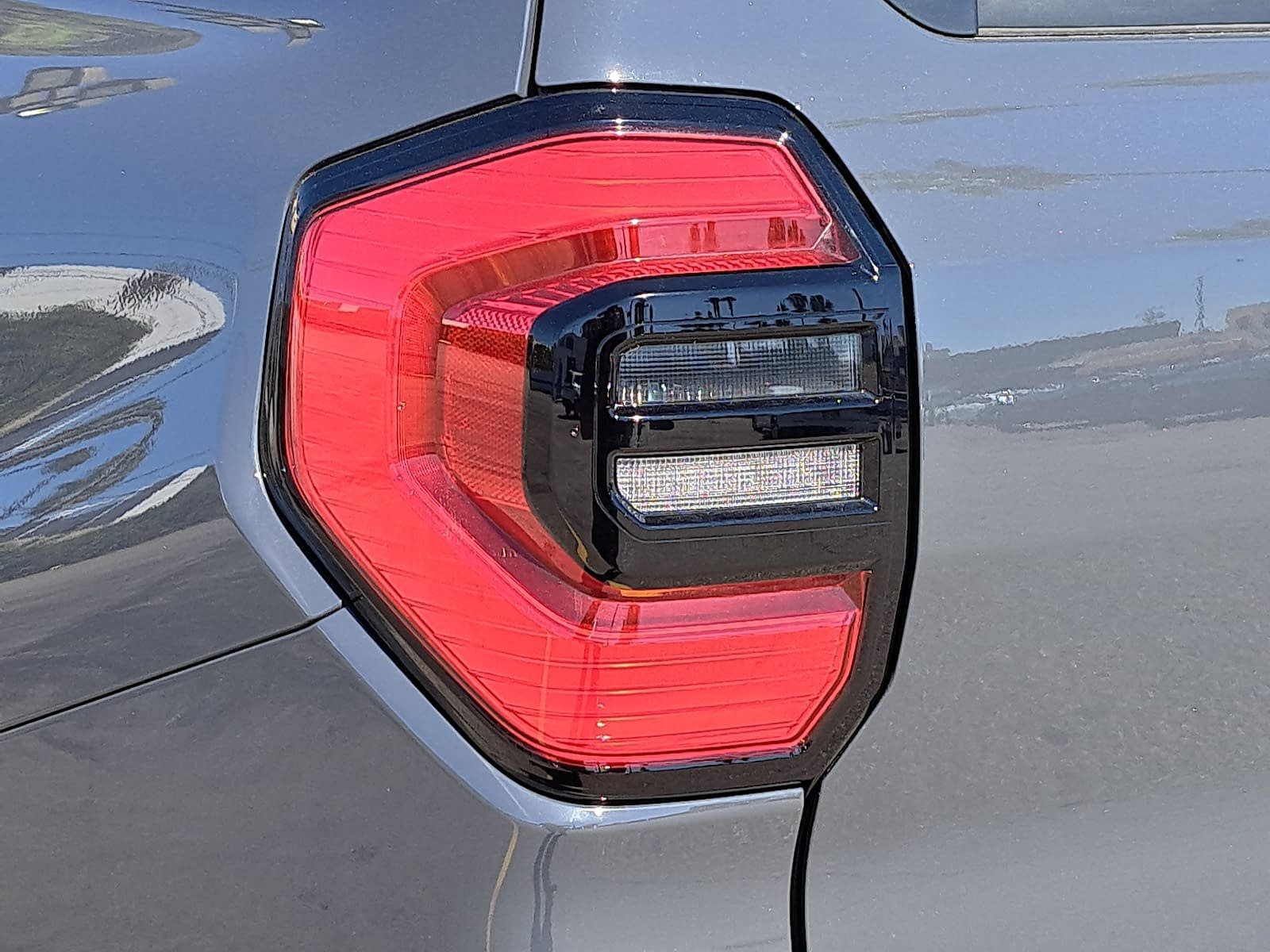 Used 2025 Toyota 4Runner TRD Off-Road Premium AWD/4WD image 37