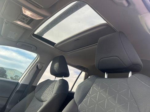 Used 2025 Toyota RAV4 XLE w/ Convenience Package AWD/4WD image 12