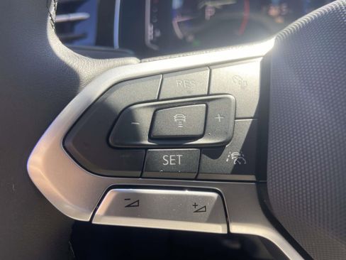New 2026 Volkswagen Jetta SEL FWD image 23
