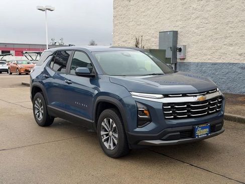 Used 2026 Chevrolet Equinox LT w/ Convenience Package II image 1