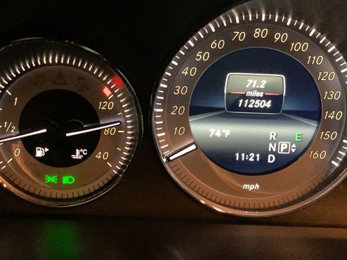 Used 2015 Mercedes-Benz GLK 350 2WD image 22