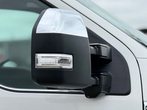 Used 2020 Ford F450 Platinum w/ FX4 Off-Road Package image 9