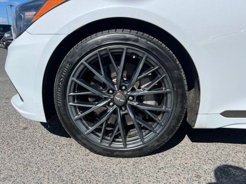 Used 2018 Genesis G80 3.3T Sport image 10