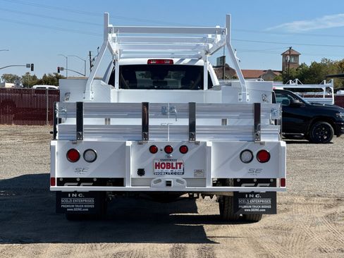 New 2026 RAM 5500 Tradesman w/ Chrome Appearance Group image 4
