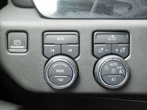 Used 2024 Chevrolet Silverado 1500 RST w/ Convenience Package II AWD/4WD image 21