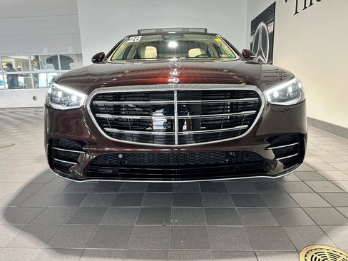 Used 2026 Mercedes-Benz S 580 4MATIC Sedan image 2