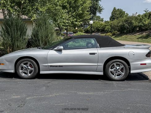 Used 1997 Pontiac Firebird Trans Am RWD image 15