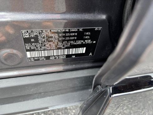 Used 2022 Toyota RAV4 XSE AWD/4WD image 17
