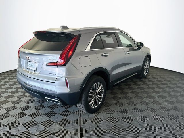Used 2024 Cadillac XT4 Premium Luxury AWD/4WD image 8