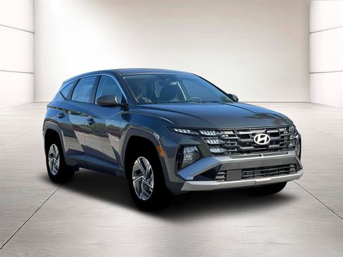 New 2026 Hyundai Tucson Blue SE AWD/4WD image 11