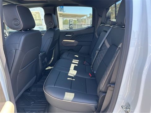 New 2026 GMC Canyon Denali image 17