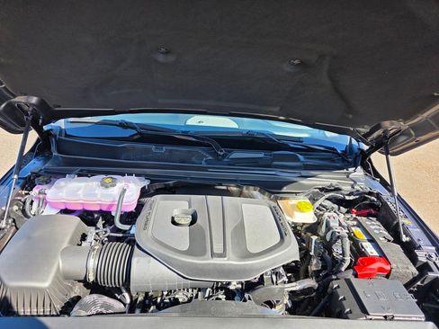 New 2026 RAM 1500 Laramie AWD/4WD image 31