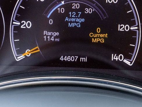 Used 2020 Jeep Grand Cherokee Laredo w/ Quick Order Package 2BN North image 39