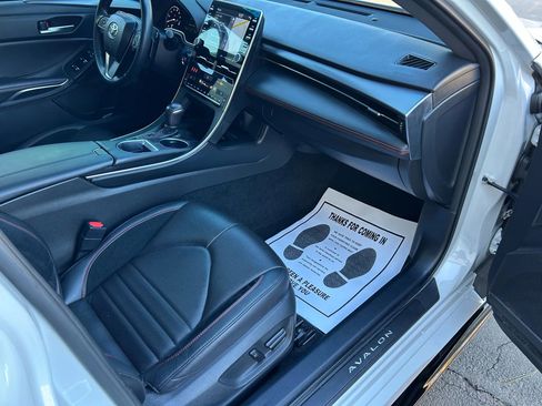 Used 2021 Toyota Avalon TRD image 67