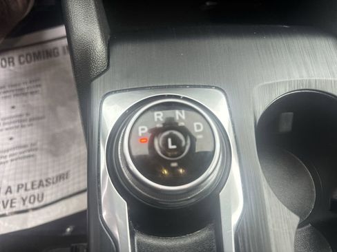 Used 2025 Ford Escape ST-Line Select image 19