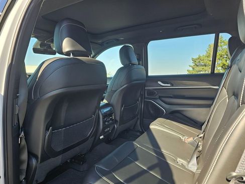 New 2025 Jeep Grand Cherokee L Limited w/ Black Appearance Package image 12