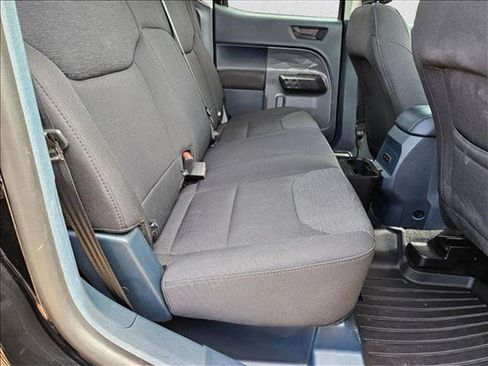 Used 2025 Ford Maverick XL w/ Equipment Group 102A AWD/4WD image 18