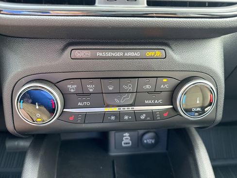 New 2025 Ford Escape ST-Line Select image 15